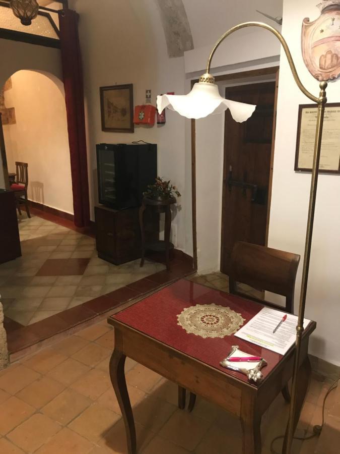 Le Prigioni Del Palazzo B&B Sora Kültér fotó