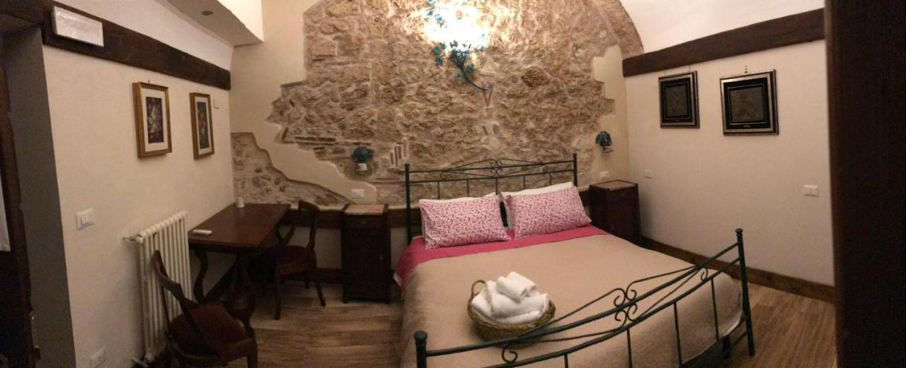Le Prigioni Del Palazzo B&B Sora Kültér fotó