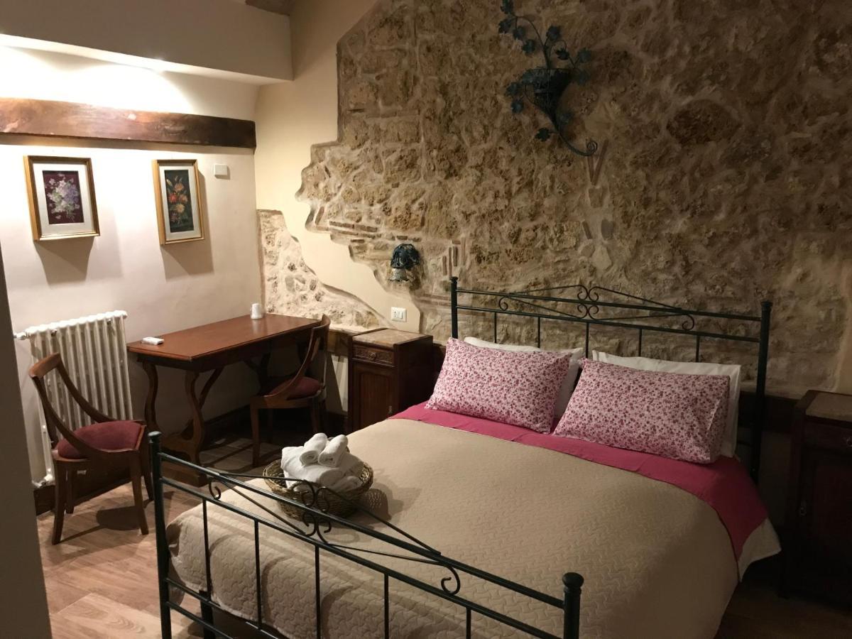 Le Prigioni Del Palazzo B&B Sora Kültér fotó