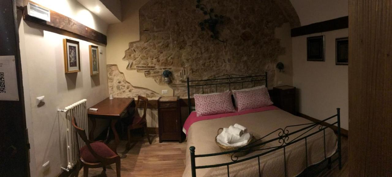 Le Prigioni Del Palazzo B&B Sora Kültér fotó