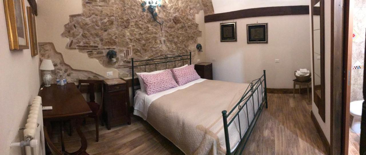 Le Prigioni Del Palazzo B&B Sora Kültér fotó