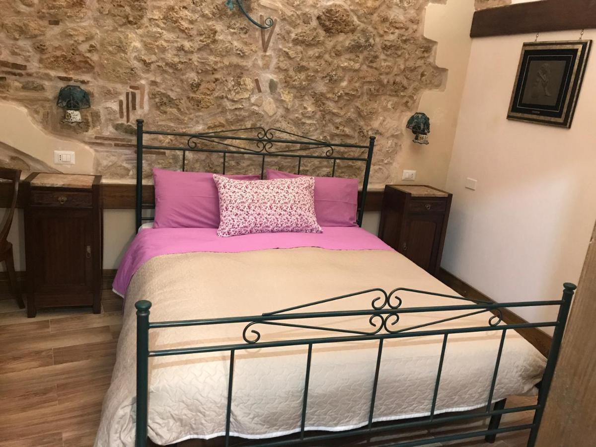 Le Prigioni Del Palazzo B&B Sora Kültér fotó