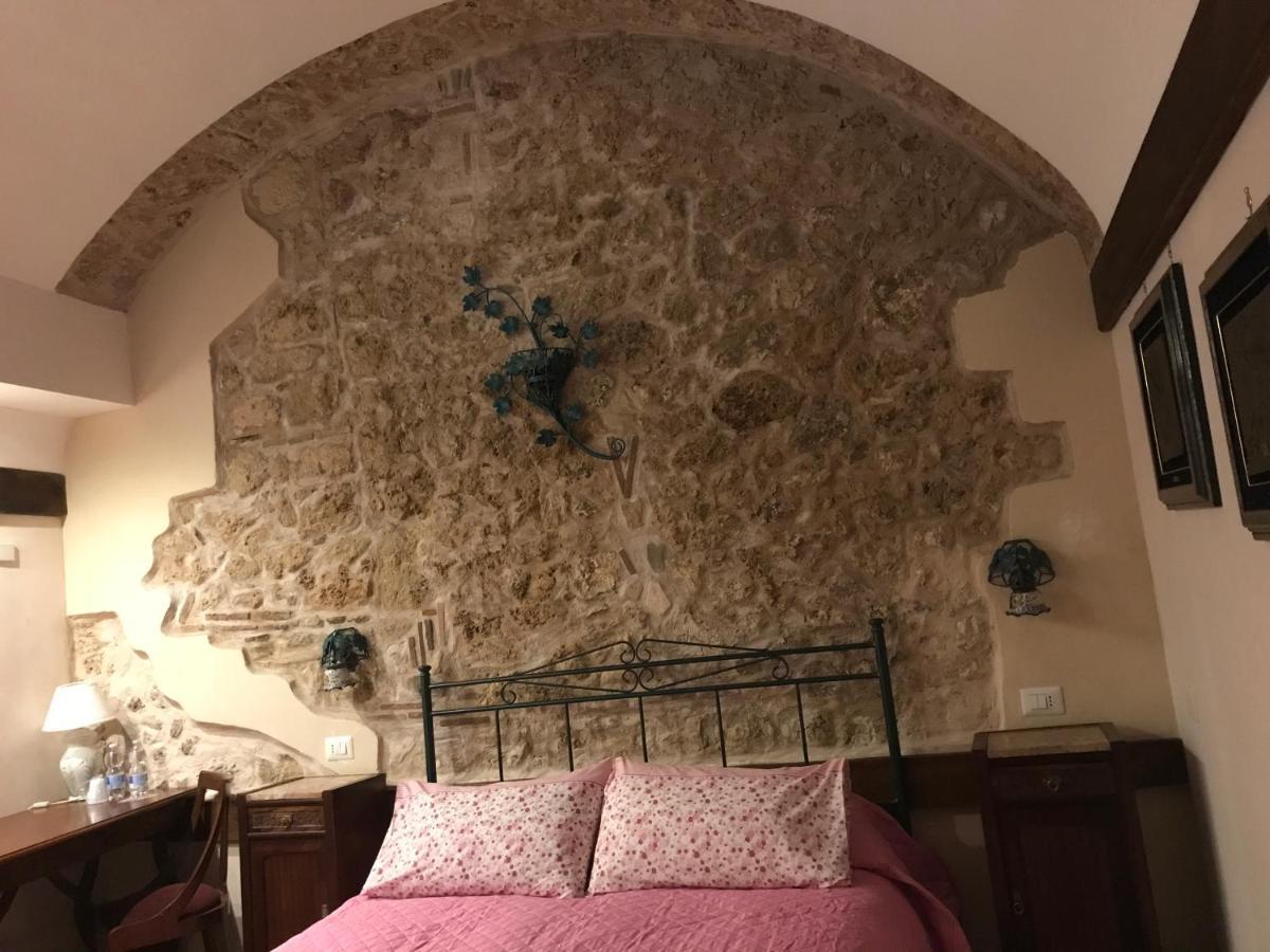 Le Prigioni Del Palazzo B&B Sora Kültér fotó