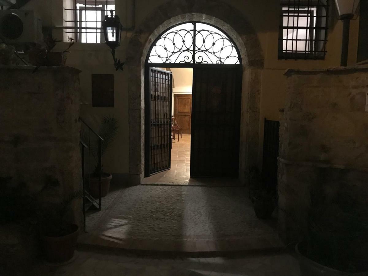 Le Prigioni Del Palazzo B&B Sora Kültér fotó