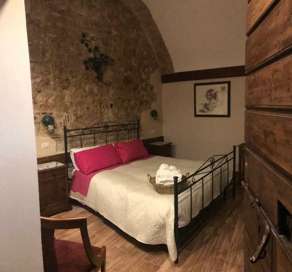 Le Prigioni Del Palazzo B&B Sora Kültér fotó